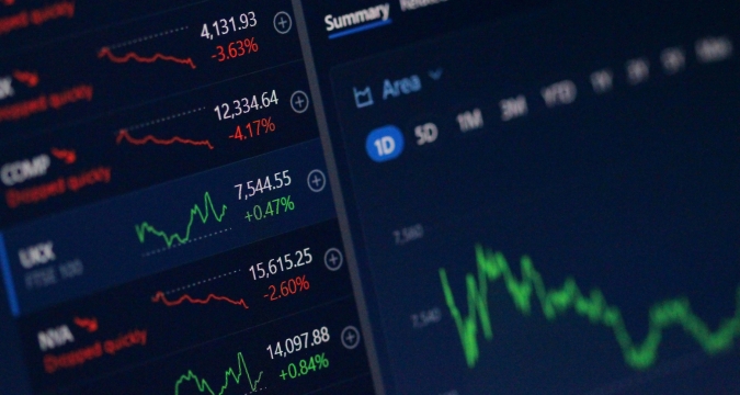 Traders reacting to US tariff news in stock market