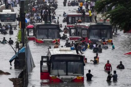 Mumbai road submerged in floodwaters during IMD red alert