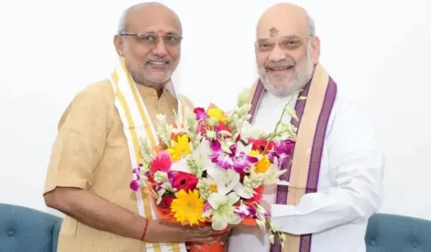 Home Minister Amit Shah meets CP Radhakrishnan following Vice President Election results 2025
