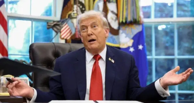 Trump announces 100% tariff on pharma imports in Washington