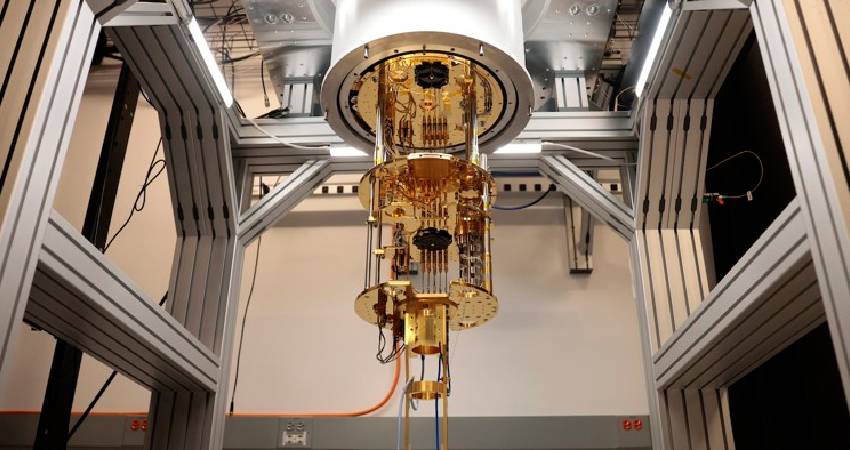 Indian scientists analyzing qubits inside a quantum computing laboratory