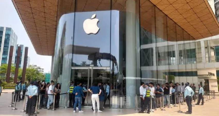 Global companies diversifying supply chains from China to India.