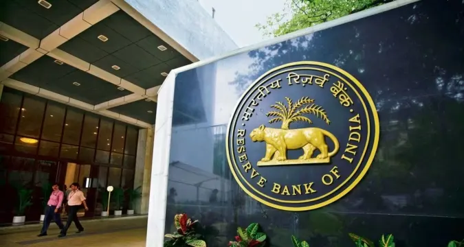 RBI headquarters Mumbai with logo outside main building