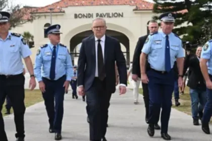Police security deployment following Bondi Beach terror attack