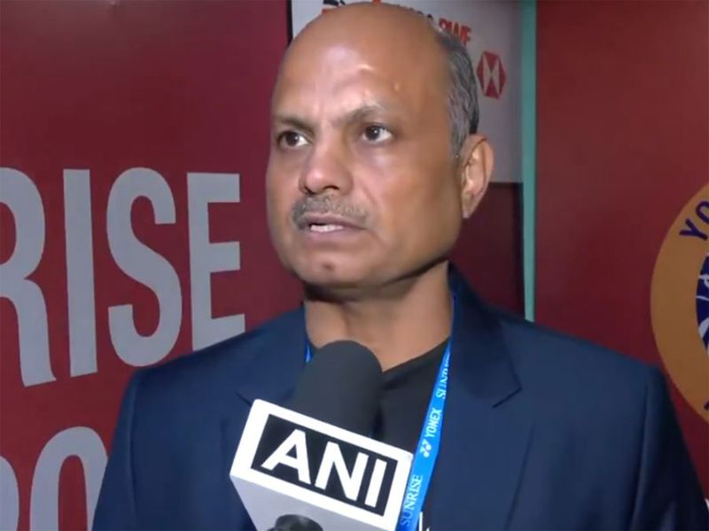 Ongoing matches at the India Open continue amid criticism directed at BWF over tournament conditions.